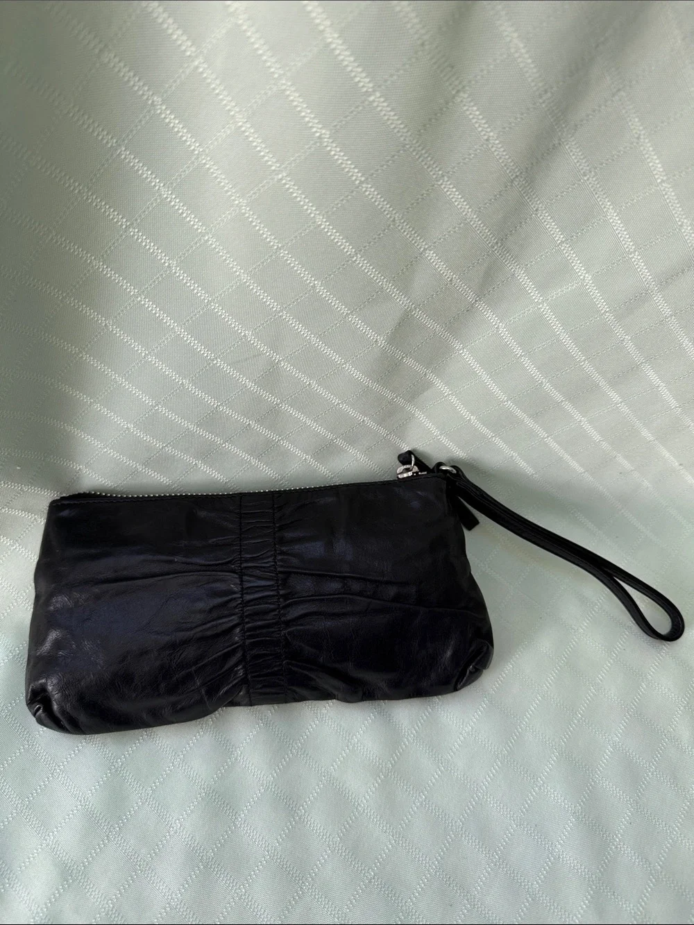 Vintage Y2K Banana Republic Black Leather Wristlet Clutch - Classic Evening Bag